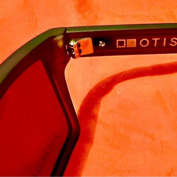 OTIS Sunglasses: Thick, Brown Tortoise, Lightweight Frame w/ Polarized Lens - Picture 5 of 7